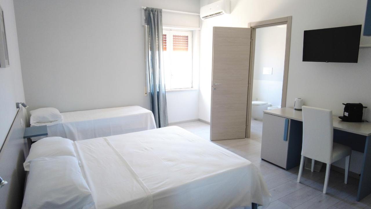Sofita - Rooms & Apartment 圣亚加塔·迪·米利特 外观 照片